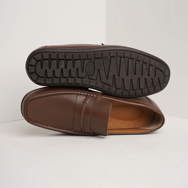 Genoa Leather Penny Loafer in Brown — rubber sole