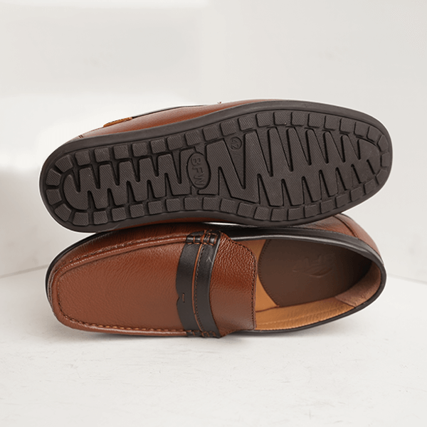 Dario Leather Penny Loafer in Tan — rubber sole