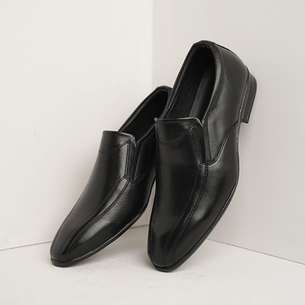 Honolulu Seamed-Toe Slip-On in Black — another angle