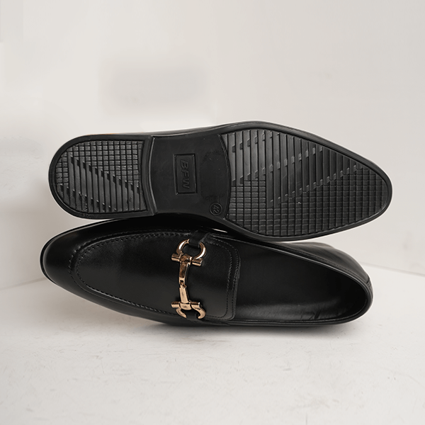 Kordon Leather Horsebit Loafer in Black — rubber sole