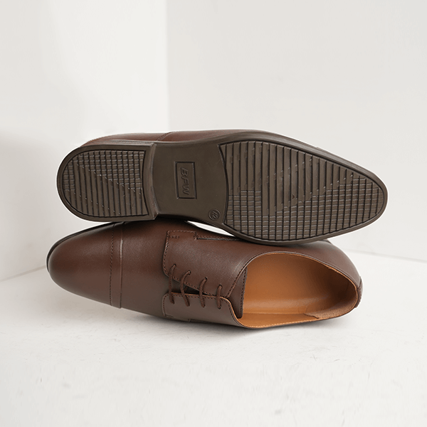 Cedar Cap-Toe Derby in Brown — rubber sole