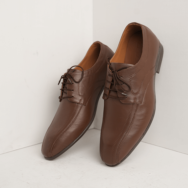 Moreton Bike-Toe Derby in Brown
