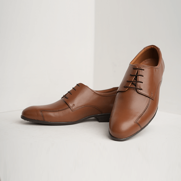 Tanzania Seamed-Toe Derby in Brown