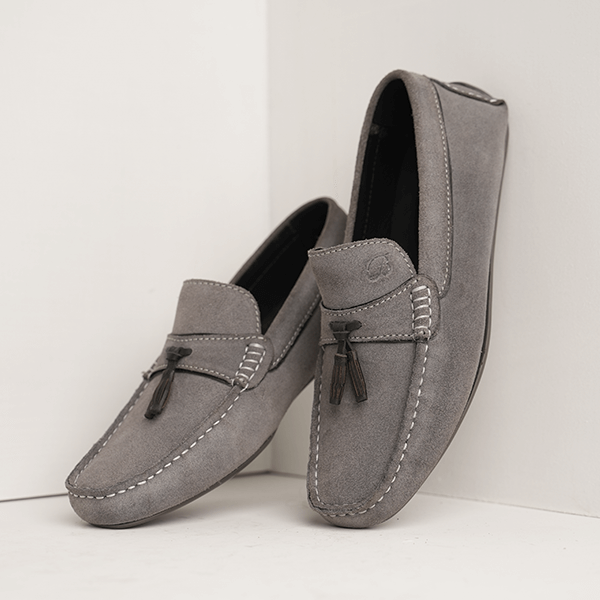 Turoro Suede Tassel Driving Moccasin in Grey