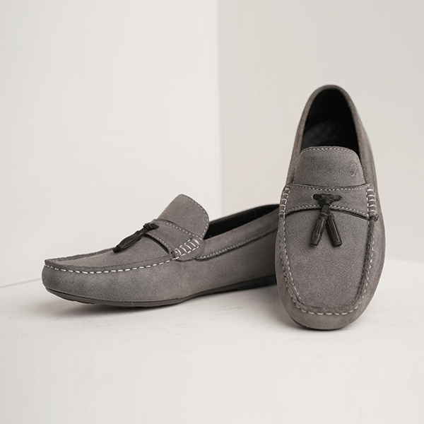 Turoro Suede Tassel Driving Moccasin in Grey — another angle